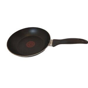 T-FAL Fry Pan Sauce Pan Skillet 8 Inch Black Easy Care Nonstick Cookware